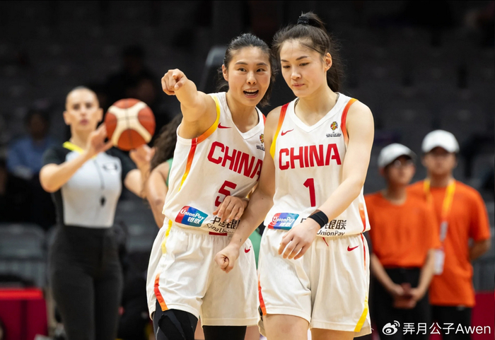 中国女篮力克巴西晋级世界杯 张曼曼爆发成最大