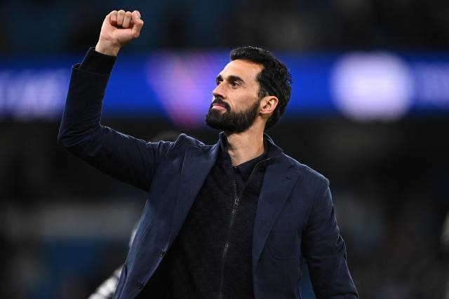 皇马双杀曼城晋级欧冠八强 阿韦洛亚率队展现欧