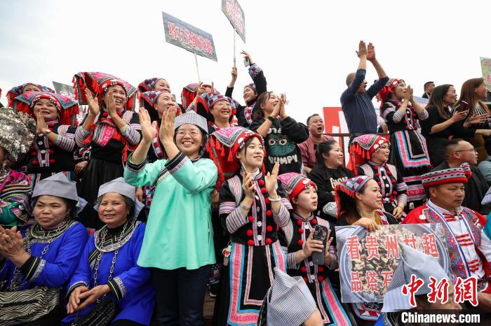 第二届贵州“村超”决赛阶段：热情不减，体验