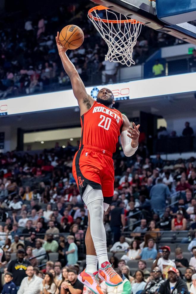 火箭季后赛首战不敌湖人 伊森16+10成关键希望